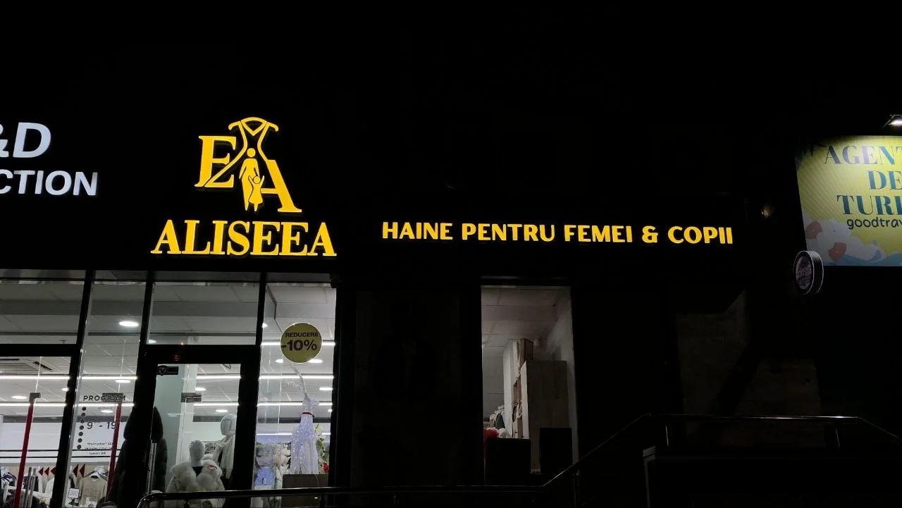 Litere volumetrice ALISEEA iluminate LED pe timp de noapte - Starmont Moldova